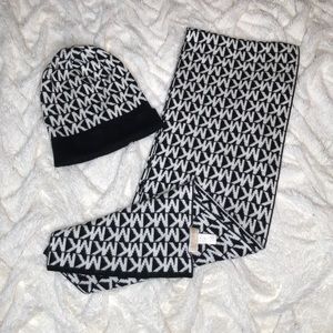 Hat & Scarf MK Set